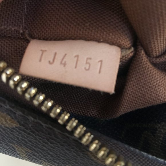 Louis Vuitton Sully Monogram - Picture 4 of 15